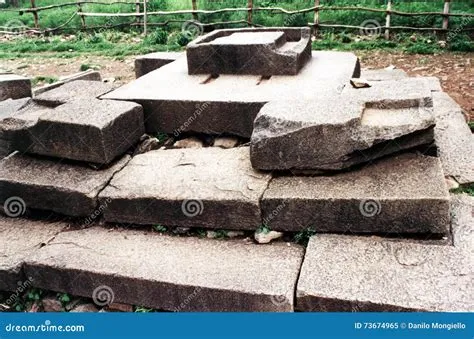  The Throne of Aksum : บทกวีของหินและอำนาจ